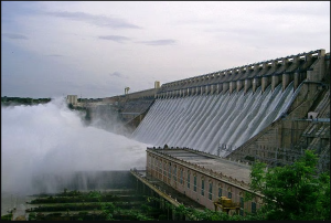 Nagarjuna Sagar tensions rise as AP, Telangana release water into canals