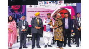 Neeraj Ghei honoured with ICAI Lifetime Achievement Award