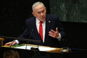 Netanyahu meets Emirati leader in secret weekend trip to Abu Dhabi