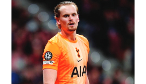 Nightmarish debut for Kinsky