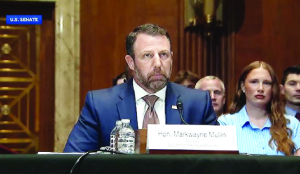 Over two lakh applicants paid $1,00,000 each for H-1B visas: Mullin