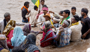 Rahul backs Ken-Betwa tribal stir, says Congress will pressure govt