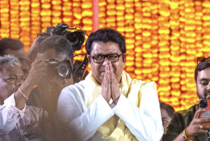Raj Thackeray backs MPSC aspirants' protest in Pune, says 'I share your anger'