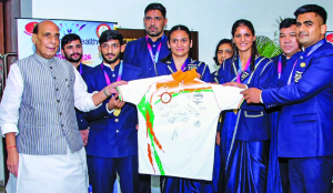 Rajnath Singh lauds athletes from armed forces who won medals at Glasgow CWG