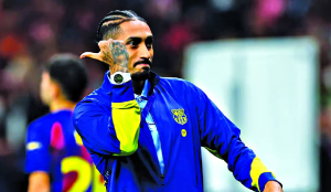 Raphinha criticises referees after Barcelona’s CL elimination