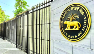 RBI absorbs Rs 3.93 lakh crore via VRRR auction