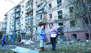 Russian strikes across Ukraine kill 3 as Kyiv struggles to counter escalating attacks