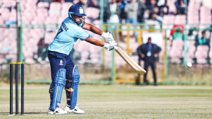Sarfaraz hits 14 sixes as Mumbai crush Goa