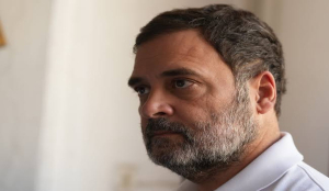 SC asks Allahabad HC not to proceed with DA case against Rahul Gandhi