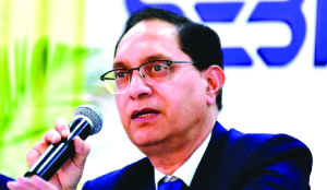 SEBI considering margin rationalisation for longer-tenure derivatives: Chairman