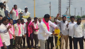 Seven BRS leaders arrested over turmeric-water incident near KCR residence