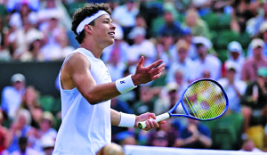 Shelton stunned at Wimbledon with 1st-round loss