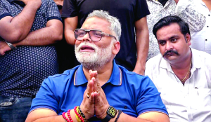 Shoe hurled at Pappu Yadav; knife claim sparks probe