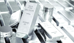 Silver tumbles Rs 8,158 to Rs 2.26 lakh/kg as dollar rally dents bullion appeal