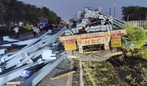 Six killed in road accident in Telangana's Suryapet