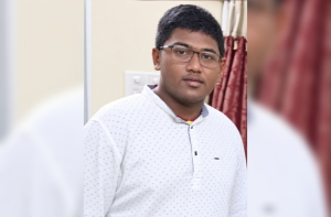 Software employee dies after falling from 30th floor of Hyderabad apartment
