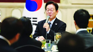 South Korean leader asked China s to act as mediator on North Korea issues