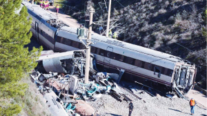 Spain begins three days of mourning for deadly accident