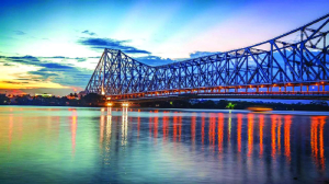 Spotlight on Bengal with freight corridors, industry push