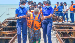 Sri Lankan Navy rescues eight stranded after crossing from India