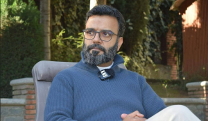 Srinagar MP Mehdi accuses govt medical college principals of coercing interns to end stir