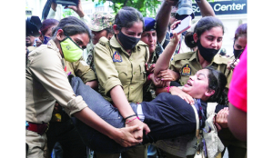 Stick-wielding groups threaten anti-ECI protesters; 4 held for assault