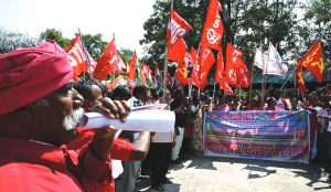 Strike in West Bengal evokes partial response