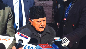 Students must leave Iran before panic strikes: Farooq