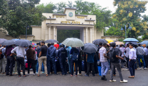 Successful candidates storm Jharkhand Secretariat, defy prohibitory order