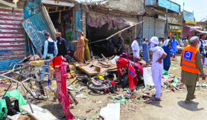 Suicide blast kills 8 in northwest Pakistan; 35 injured