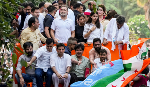 Supreme Court registry flags over 10 defects in Rahul Gandhi's SIR petition