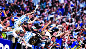 Tens of thousands of Argentine fans celebrate victory
