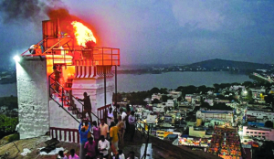 Thiruparankundram hill lamp row: SC dismisses plea for action against officials