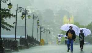 Torrential rain disrupts normal life in Himachal Pradesh; 109 roads blocked