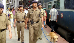 Train coach attendant arrested for carrying liquor from UP to Bihar