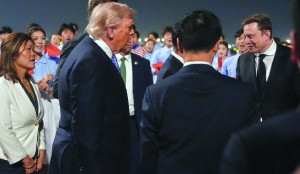 Trump gets red carpet welcome in Beijing