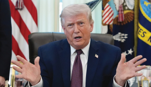 Trump signs executive order on national voter list