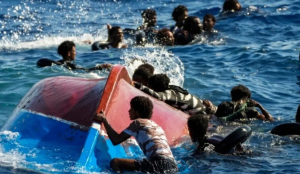 Tunisia migrant boat capsizes: 2 dead and 12 missing