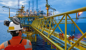 UAE Signals Strategic Shift in Energy Policy Amid Global Oil Market Turbulence