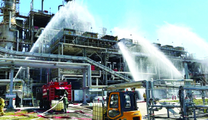 Ukrainian drone attacks Russian oil refinery