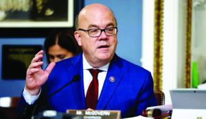 US lawmaker seeks review of arms sales to India