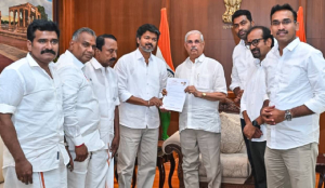 Vijay meets Tamil Nadu Governor Rajendra Vishwanath Arlekar, stakes claim to form Government in Tamil Nadu
