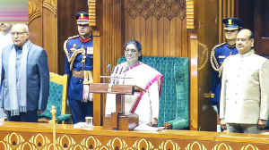 Viksit Bharat, swadeshi  above politics: President