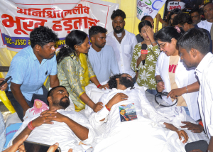 Wangchuk Urges Fasting Jharkhand Activist to Drink Water as Protest Over JPSC Exam Row Escalates