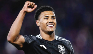 Watkins strikes twice for Aston Villa win