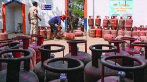 West Asia crisis pushes Indian kitchens to panic book cylinders