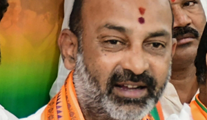 Why not Modi, asks Bandi Sanjay over CM's photo on Telangana ration cards