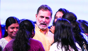 Women candidates suffer more due to paper leaks, MPSC aspirant tells Rahul Gandhi