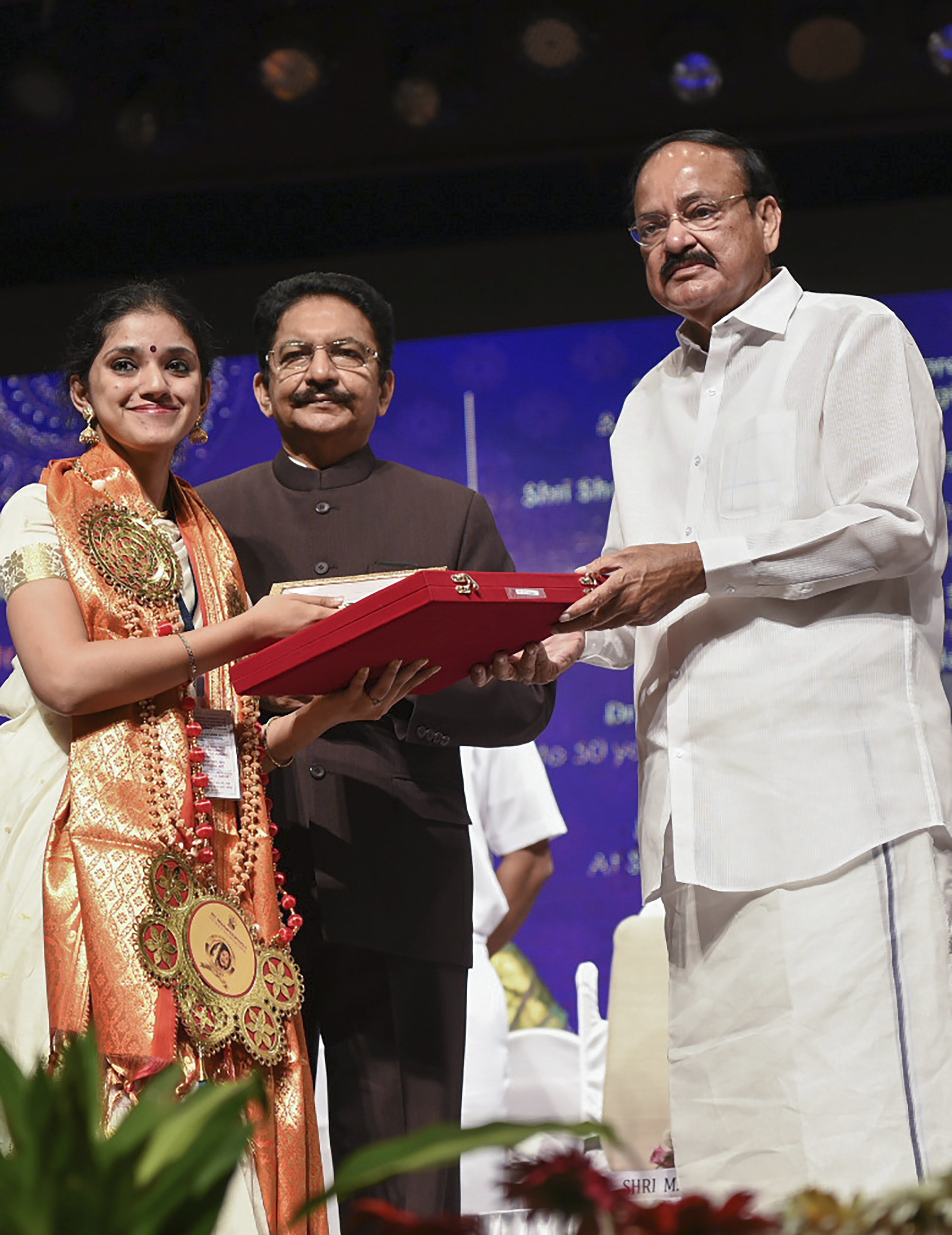 Vice-President M Venkaiah Naidu confers the Sri Shanmukhananda Bharat Ratna Dr. M.S. Subbulakshmi Fellowship in Music, awarded by the Sri Shanmuukhananda Fine Arts & Sangeeth Sabha, in Mumbai - PTI