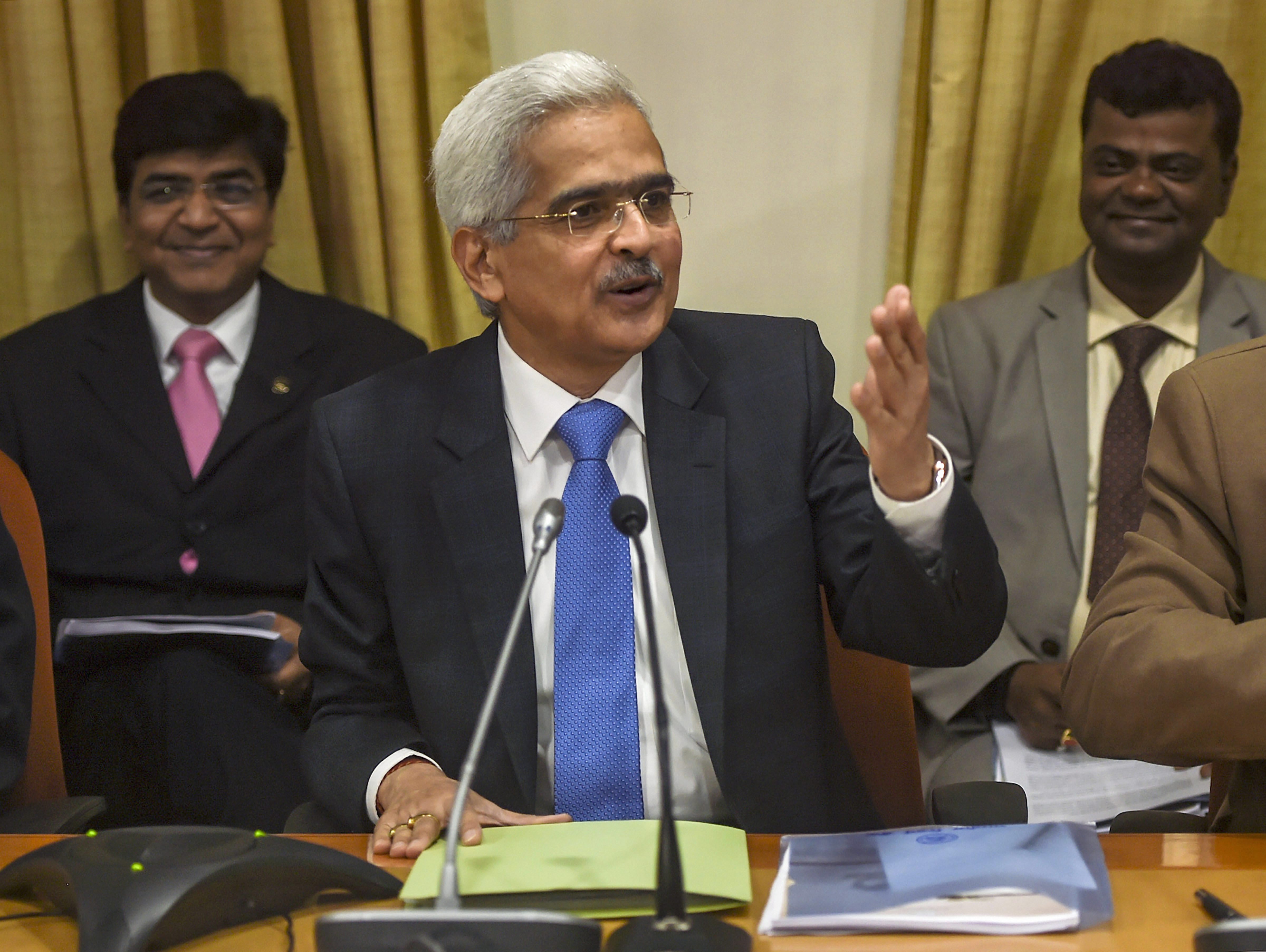 Reserve Bank of India (RBI) Governor Shaktikanta Das addresses media during RBIs bi-monthly policy review, in Mumbai - PTI